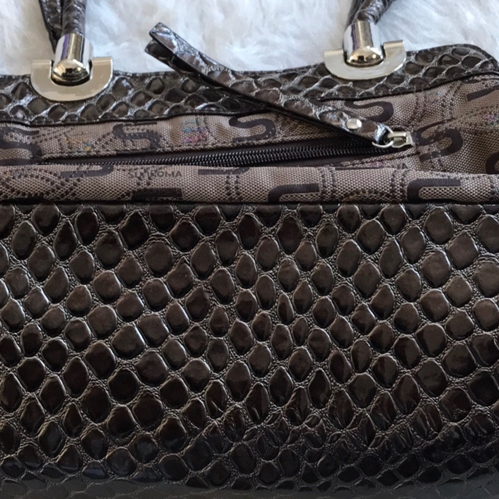 Call it Spring Handbag - Picture 5 of 8